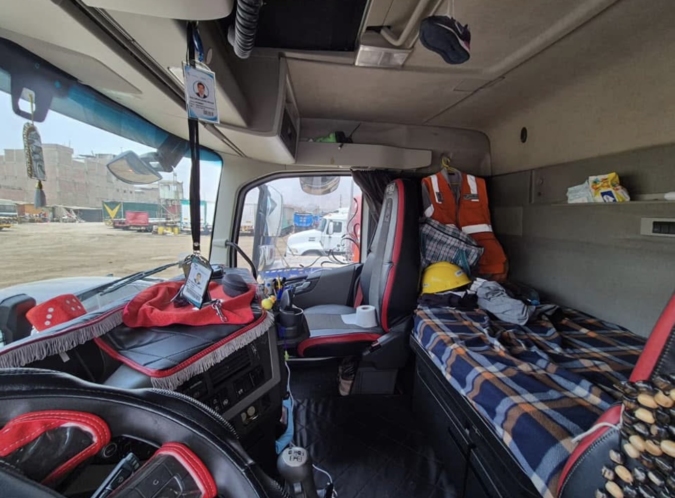 Volvo Fh480 Año 2018 Precio S/. 220.000.00 - Imagen 9